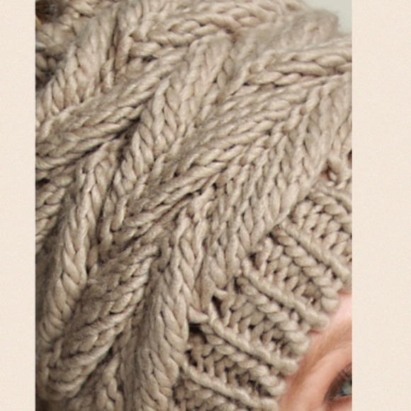 Soft Knit Messy Bun / Ponytail Beanie Taupe - Picture 3 of 4